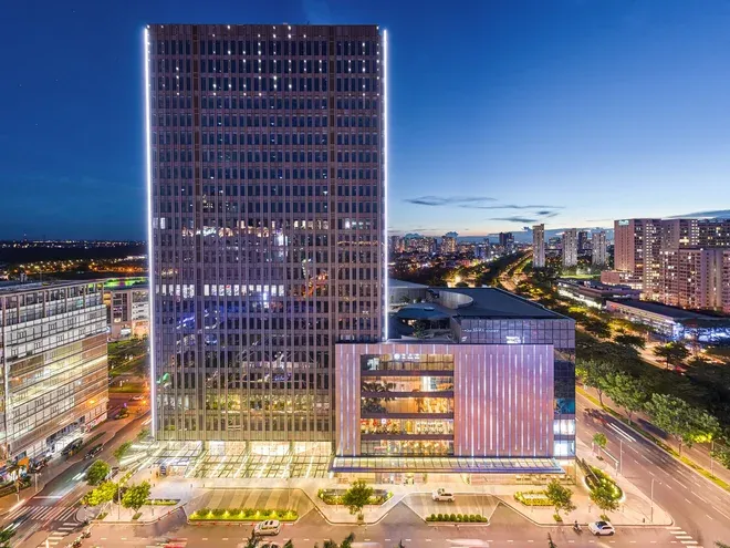 <figcaption>Văn phòng mới tọa lạc tại Phú Mỹ Hưng Tower, quận 7.</figcaption>
